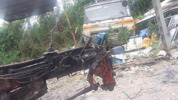 ขายแซสซีรถบัสเบ็นช์12เมตร มีเล่มทะเบียน ขาด2ปีเอกสารครบ ให้หมดเลยตามภาพ กระปุกเพาเวอร์ หม้อลม ถังน้ำมันสายเบรค ขาย 80000 บาท