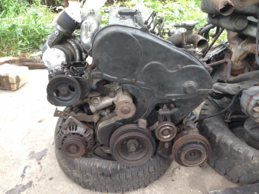 ฝากขายครับรถมาสด้าพร้อมเครื่อง ทะเบียนขาดต้องจดใหม่ ขาย 38500 บาท