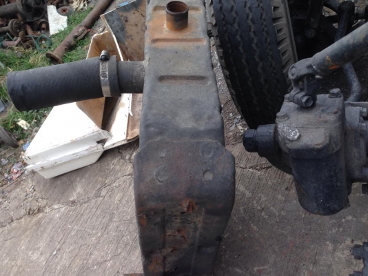 ขายหม้อน้ำรถบัสขนาดใหญ่ ขาย 4000 บาท