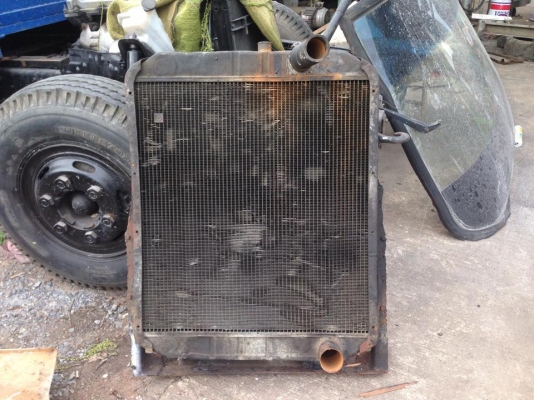 ขายหม้อน้ำรถบัสขนาดใหญ่ ขาย 4000 บาท