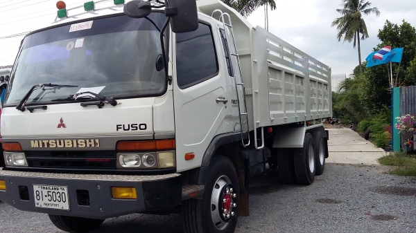 ขายรถสิบล้อดั๊มสองเพลา มิตซูบิชิ เอ็ม 6  260 แรง เทอร์โบอินเตอร์  สนใจ 0817368589