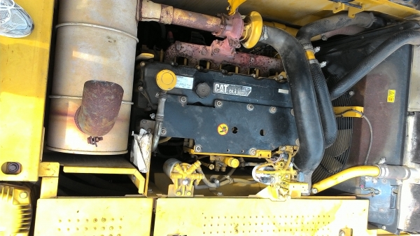 CATERPILLAR 320D ใช้งานมา 9,xxx ชั่วโมง 2,080,000บาทรถห้างแท้ เอวแน่นทุกอย่างเดิม พร้อมทะเบียน