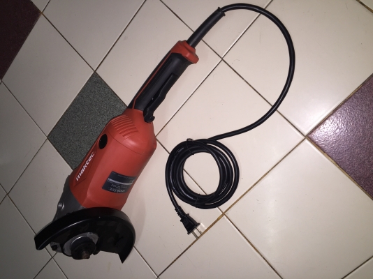 ขายหินเจียยี่ห้อMaktecรุ่นMT902ของใหม่มือ1ขายราคามือสองครับ ขายหินเจียยี่ห้อMaktecรุ่นMT902ของใหม่มือ1ขายราคามือสองครับ