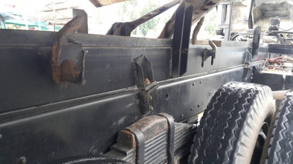 ขายด่วนสิบล้อสองเพลาดั้มหลงยูโรวัน 225แรง ปี43 เครื่องเกียร์เดิม