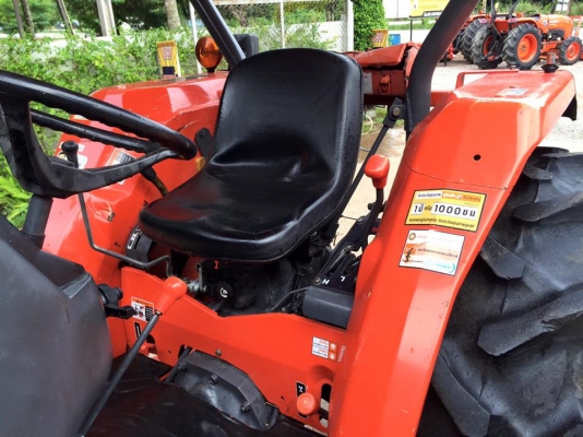 ขายรถไถKubota L4508DI Special (4WD) พร้อมใบมีดหน้าและผานพรวนช้าง รถ1,400ชม.พร้อมใช้งาน