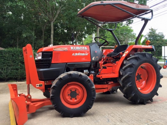 ขายรถไถKubota L3408DI (4WD) พร้อมใบมีดหน้าและผานพรวนช้าง รถพร้อมใช้งาน ขายรถไถKubota L3408DI (4WD) พร้อมใบมีดหน้าและผานพรวนช้าง รถพร้อมใช้งาน