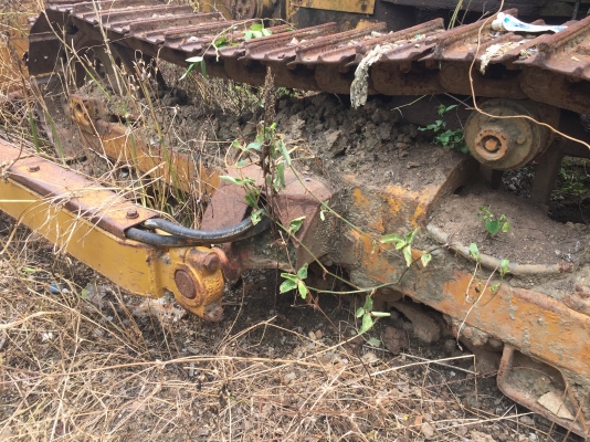 แทรกเตอร์ตีนตะขาบ Komatsu D20 รถสวย สภาพดีมาก พร้อมใช้ แค่จอดไว้เฉยๆ