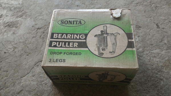 ตัวดูดชิ้นงานแบบสามขา ขนาด 4 นิ้ว ยี่ห้อ SONITA ของใหม่พร้อมใช้งาน