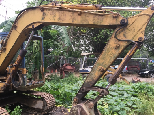 รถขุด PC60-5 รถดี. แต่บอดี้ไม่สวย ช่วง่างสวย เอวแน่น เครื่องดีปั้มดี