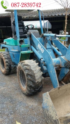 ขายรถตัก ใช้ยางตันทั้ง 4 เส้น