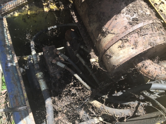 รถขุดPC120-3 รถดี สีไม่สวย โซ่ใหม่ ลอเลอร์ใหม่ เครื่องดี ปั้มดี...