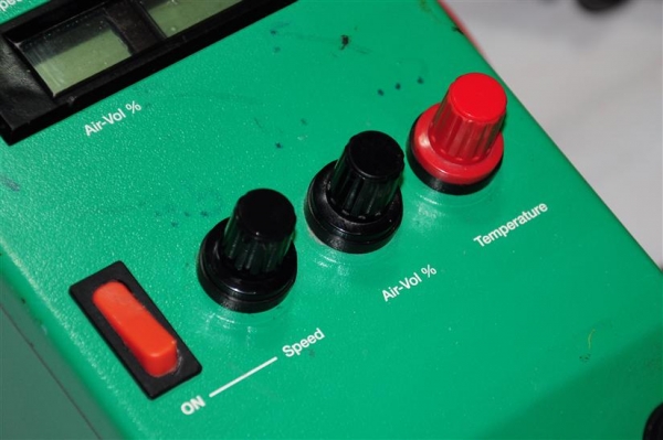 เครื่องเชื่อมพลาสติกมือ2 ยี่ห้อ LEISTER Made in Switzerland เครื่องเชื่อมพลาสติกมือ2 ยี่ห้อ LEISTER Made in Switzerland