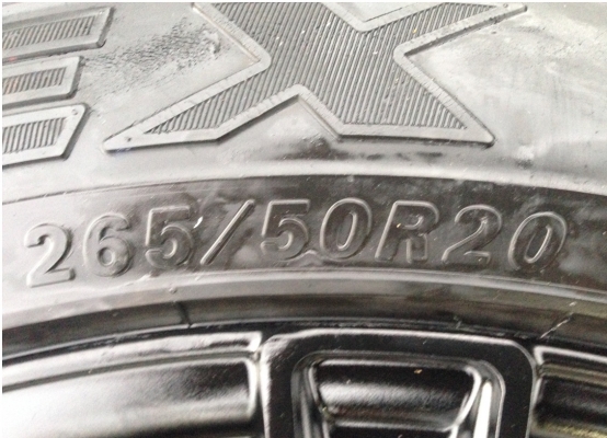 ล้อขอบ 20 6รู139 พร้อมยาง 265 50 20 ปี11 ดอกเต็มๆ