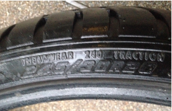 ยาง Goodyear F1 245 30 20 ปี11 ดอกเยอะ พร้อมใช้งาน