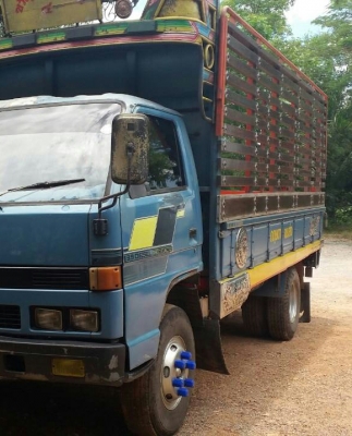 หกล้อ อีซุซุ NPR115 ห้างแท้ สภาพดีบางเดิมสวยกริบ ช่วงยาว 4.30ม ทะเบียนพร้อมโอน