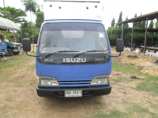 ISUZU ELF NKR 55E12A  รถห้างตรีเพฃรมือเดียว ยูโร 2 100 แรง ไม่ติดเวลา