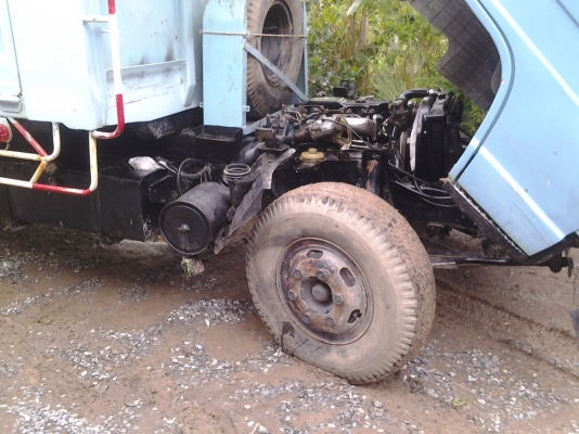 Npr ดัมพ์ พวงมาลัยเพาเวอร์ แอร์มีแต่ไม่เย็น fหน้า-หลัง Npr ดัมพ์ พวงมาลัยเพาเวอร์ แอร์มีแต่ไม่เย็น fหน้า-หลัง