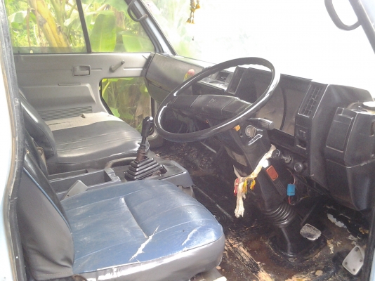 Npr ดัมพ์ พวงมาลัยเพาเวอร์ แอร์มีแต่ไม่เย็น fหน้า-หลัง Npr ดัมพ์ พวงมาลัยเพาเวอร์ แอร์มีแต่ไม่เย็น fหน้า-หลัง