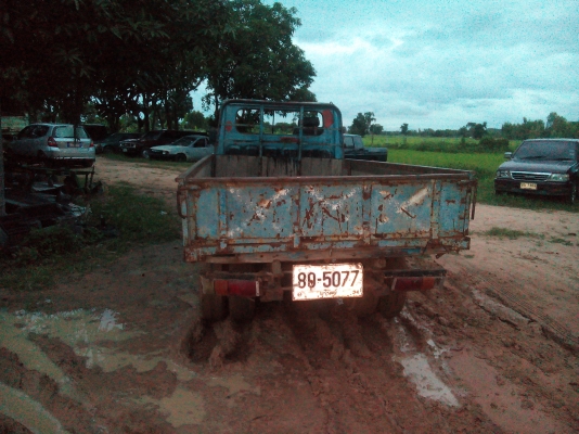 หกล้อช่วงสั้นอีสุเครื่อง74แรงรถพร้อมใช้เครื่องดีคุชซีงามๆรถใช้งานประจำเบรคคัชช่วงล่างพร้อมเล่มทะเบียนครบ ภาษีขาดนานขายตามนีแล้วกันครับ