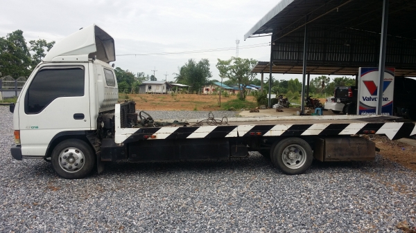 ขายอีซูซุ 120 แรงม้า NGV โรงงานติดต่อ 0863368690