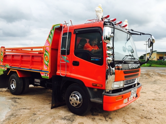 ขายรถเดก้า. เครื่อง195 โทร0813774408