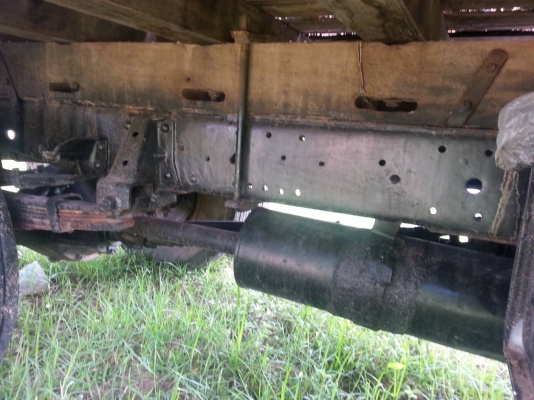 อีซูซุรถห้าง 6 ล้อ 115 แรง เสี่ยสั่งลุย เครื่องฟิตมาก อีซูซุรถห้าง 6 ล้อ 115 แรง เสี่ยสั่งลุย เครื่องฟิตมาก