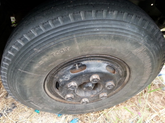 อีซูซุรถห้าง 6 ล้อ 115 แรง เสี่ยสั่งลุย เครื่องฟิตมาก อีซูซุรถห้าง 6 ล้อ 115 แรง เสี่ยสั่งลุย เครื่องฟิตมาก