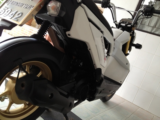 Zoomer-x ตัวTOP โฉมล่าสุด สีใหม่ วิ่ง6000 ปลายปี57 (ของแถม 4 รายการ)