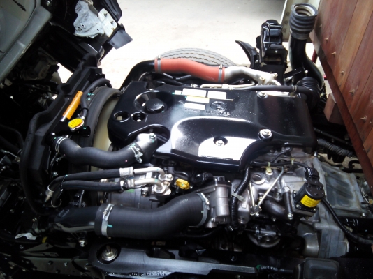 6 ล้อกลาง  *Euro.3*  ISUZU  NMR  130 แรงม้า *คอมมอนเรว*  รถสวยเดิม+สวยจริง+พร้อมใช้งาน * รถห้างแท้ * มีเล่มพร้อมโอน *