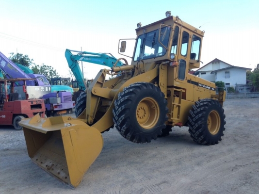 Komatsu 510 นำเข้าจากญี่ปุ่นแท้ มีเอกสารยืนยัน สวยๆครับ ขายถูก 090-986-2521 อ๊อบ