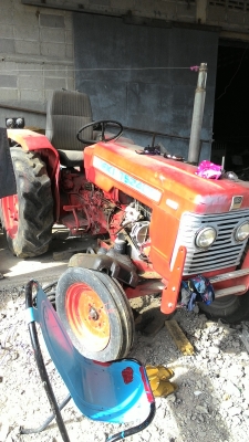 ขายรถไถ ISEKI 24 แรง 2 สูบราคาต่อรองได้ครับ