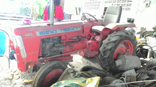 ขายรถไถ ISEKI 24 แรง 2 สูบราคาต่อรองได้ครับ