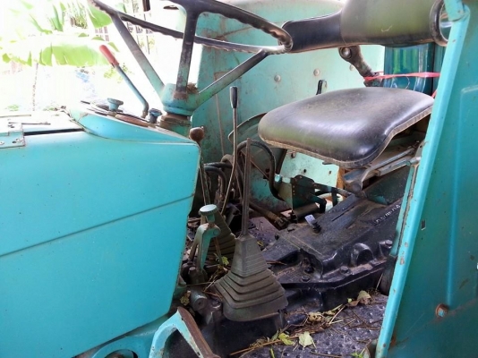 ขายรถไถจอนเดียร์ อุปกรณ์ดันหน้า ผานหลัง สภาพพร้อมใช้งาน ราคา130,000 สนใจโทร 090-8588220คุณนะ 093-3258446คุณบิว หรือเข้าดูสินค้าอื่นๆได้ที่ www.truck.in.th/498 หรือเพจFacebook ณรงค์ ซื้อขายรถมือสอง (เว็บไซต์ส่วนตัว) หรือFacebook ตลาดรถมือสอง คุณนะ