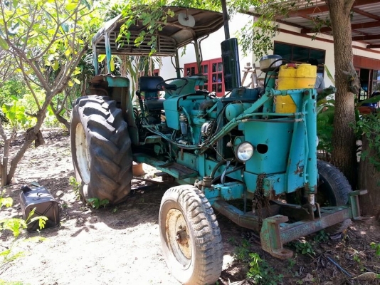 ขายรถไถจอนเดียร์ อุปกรณ์ดันหน้า ผานหลัง สภาพพร้อมใช้งาน ราคา130,000 สนใจโทร 090-8588220คุณนะ 093-3258446คุณบิว หรือเข้าดูสินค้าอื่นๆได้ที่ www.truck.in.th/498 หรือเพจFacebook ณรงค์ ซื้อขายรถมือสอง (เว็บไซต์ส่วนตัว) หรือFacebook ตลาดรถมือสอง คุณนะ