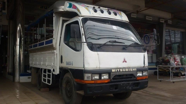 ขาย MITSUBISHI CANTER