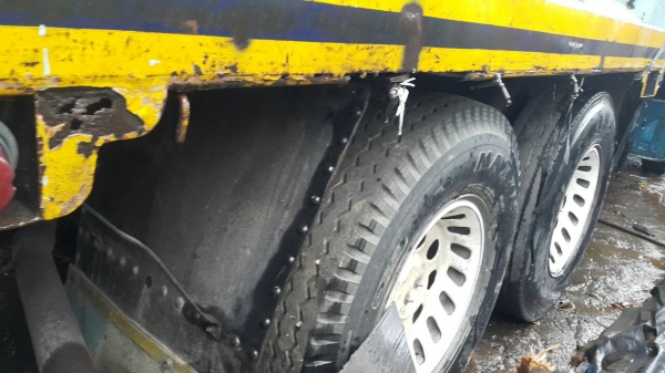 Isuzu ร้อคเล็ก ยางดีทุกเส้นคะ