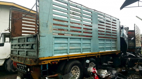 Isuzu ร้อคเล็ก ยางดีทุกเส้นคะ