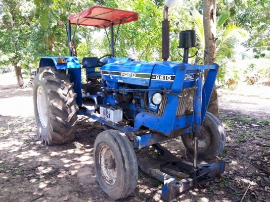 ขายรถไถ FORD 6600 เครื่องT5 เครื่องดี ใช้งานได้ทุกระบบ อุปกรณ์ ดันหน้า ผานหลัง สภาพพร้อมใช้งาน เอกสารเล่มทะเบียนพร้อมโอน สนใจโทร 090-8588220คุณนะ 093-3258446คุณบิว หรือเข้าดูสินค้าอื่นๆได้ที่ www.truck.in.th/498 หรือเพจFacebook ณรงค์ ซื้อขายรถมือสอง (เว็บ