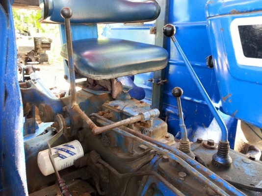 ขายรถไถ FORD 6600 เครื่องT5 เครื่องดี ใช้งานได้ทุกระบบ อุปกรณ์ ดันหน้า ผานหลัง สภาพพร้อมใช้งาน เอกสารเล่มทะเบียนพร้อมโอน สนใจโทร 090-8588220คุณนะ 093-3258446คุณบิว หรือเข้าดูสินค้าอื่นๆได้ที่ www.truck.in.th/498 หรือเพจFacebook ณรงค์ ซื้อขายรถมือสอง (เว็บ