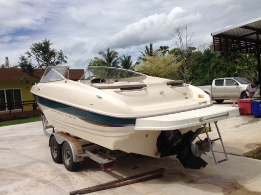 ด่วน Bayliner 23.5 ฟุต เครื่องหัดฉีด MPI 7.4 Sounder GPS