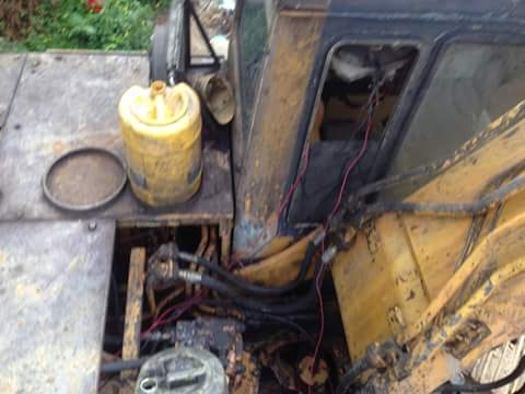 ขาย.pc200-3 ขายตามสภาพ.รถใช้งานอยู่..ทำงานไว..พร้อมลุย..ราคา420000..