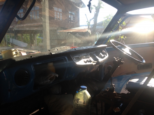 ขายหกล้อ  100 แรงฝาขาว  ISUZU  TL