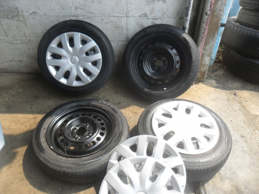 ล้อกะทะ 15นิ้ว 4รู100 พร้อมยาง และฝาครอบ สวยๆ 4 ล้อ ราคา 2500 บาท