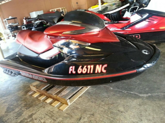 เรือเจ็ตสกี SEADOO SUPERCHARGED 4-TEC ROTAX สภาพเดิมๆจากสหรัฐอเมริกา นำเข้าจากสหรัฐอเมริกา