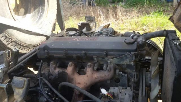 รถอิชูชุ เครื่อง 120 แรง มีเกียร์ โล พวงมาลัยพาเวอร์ รถพร้อมใช้งานครับสนใจ โทร 084884296 คุณ ธีรวุฒิ