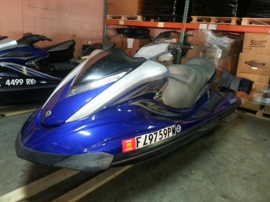เรือเจ็ตสกี YAMAHA WaveRunner สภาพเดิมๆจากสหรัฐอเมริกา นำเข้าจากสหรัฐอเมริกา