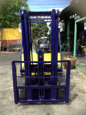 +++ ขายโฟล์คลิฟท์ไฟฟ้านั่งขับ  KOMATSU   EX-7  ขนาด  2.5  ตัน  แบตเตอรี่  550    เสา  3  เมตร  ฟูลฟรีเข้าตู้  งา  1,070  มม.  ยางตัน