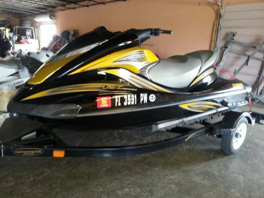 เรือเจ็ตสกี YAMAHA WaveRunner FX High Output สภาพเดิมๆจากสหรัฐอเมริกา นำเข้าจากสหรัฐอเมริกา