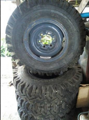 ขายยาง ก.ไก่ พร้อมกะทะคลาสสิค6รู  700ขอบ15 2012 สภาพสวยครับ