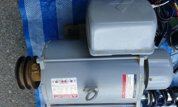 มอเตอร์ 3 แรงมิสซูสภาพไหม่ๆครับสภาพสมบูรณ์มากครับ  มิสซู 3  แรง  ไฟบ้านใช้ไม่กี่ครั้งครับสวยๆครับเบิกใหม่หมื่นกว่าครับ  ราคานี้คุ้มมากครับ